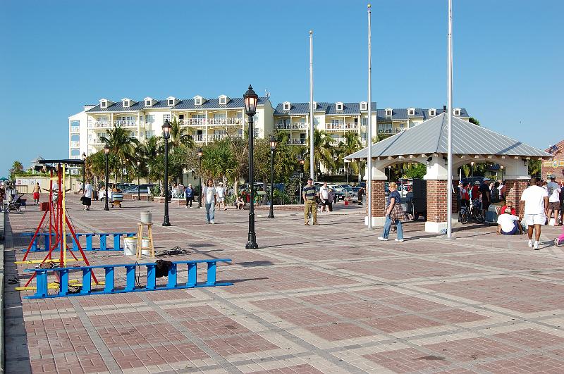 689. mallory square.JPG